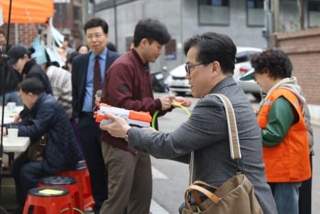 명성비전교회 : 부활절 새생명 마을축제, 웃음과 나눔이 가득했던 현장 이미지
