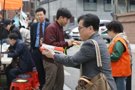 명성비전교회 : 부활절 새생명 마을축제, 웃음과 나눔이 가득했던 현장 이미지